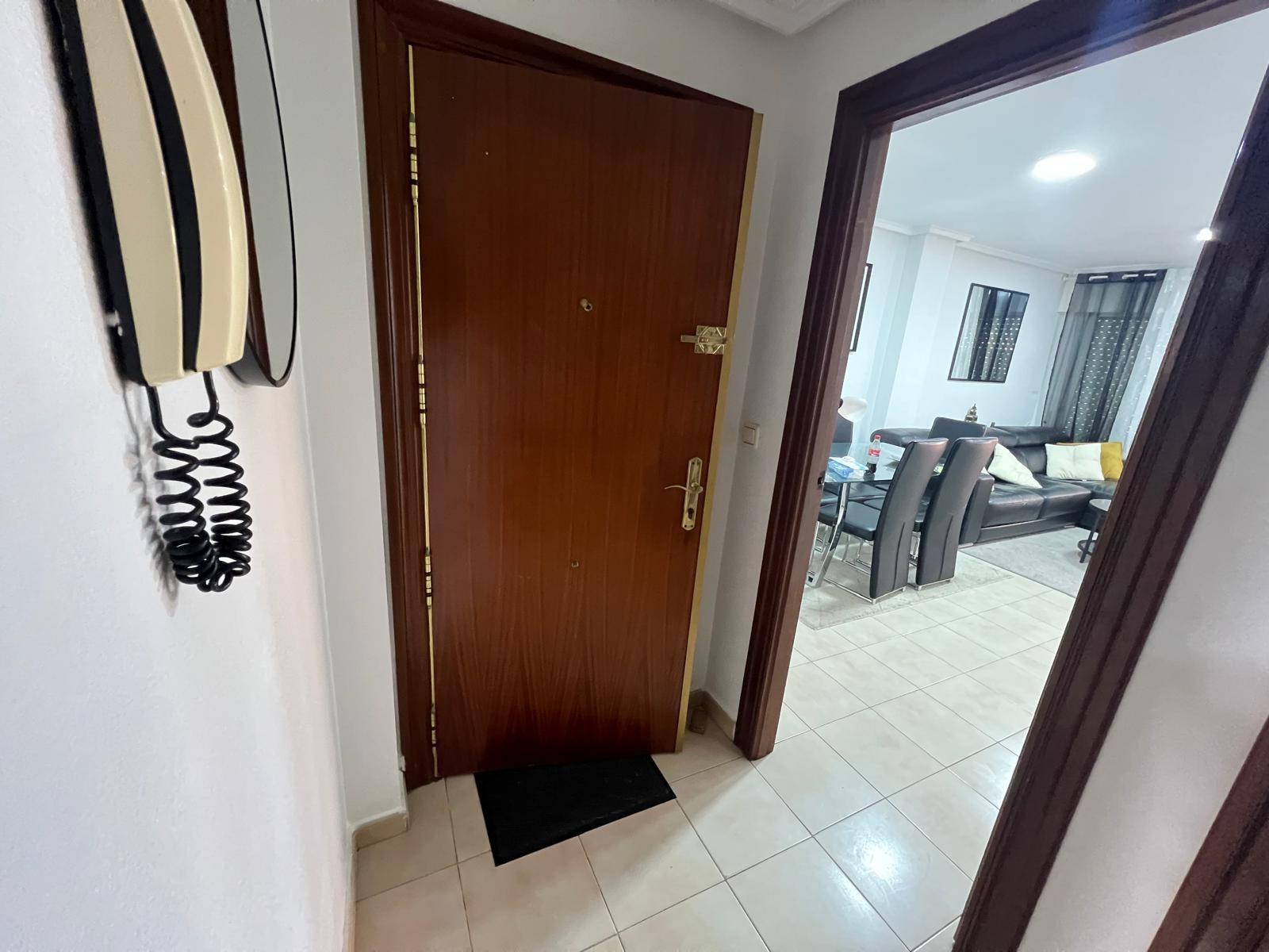 3 Bed, 2 Bath, ApartmentFor Sale, Torrevieja, Alicante