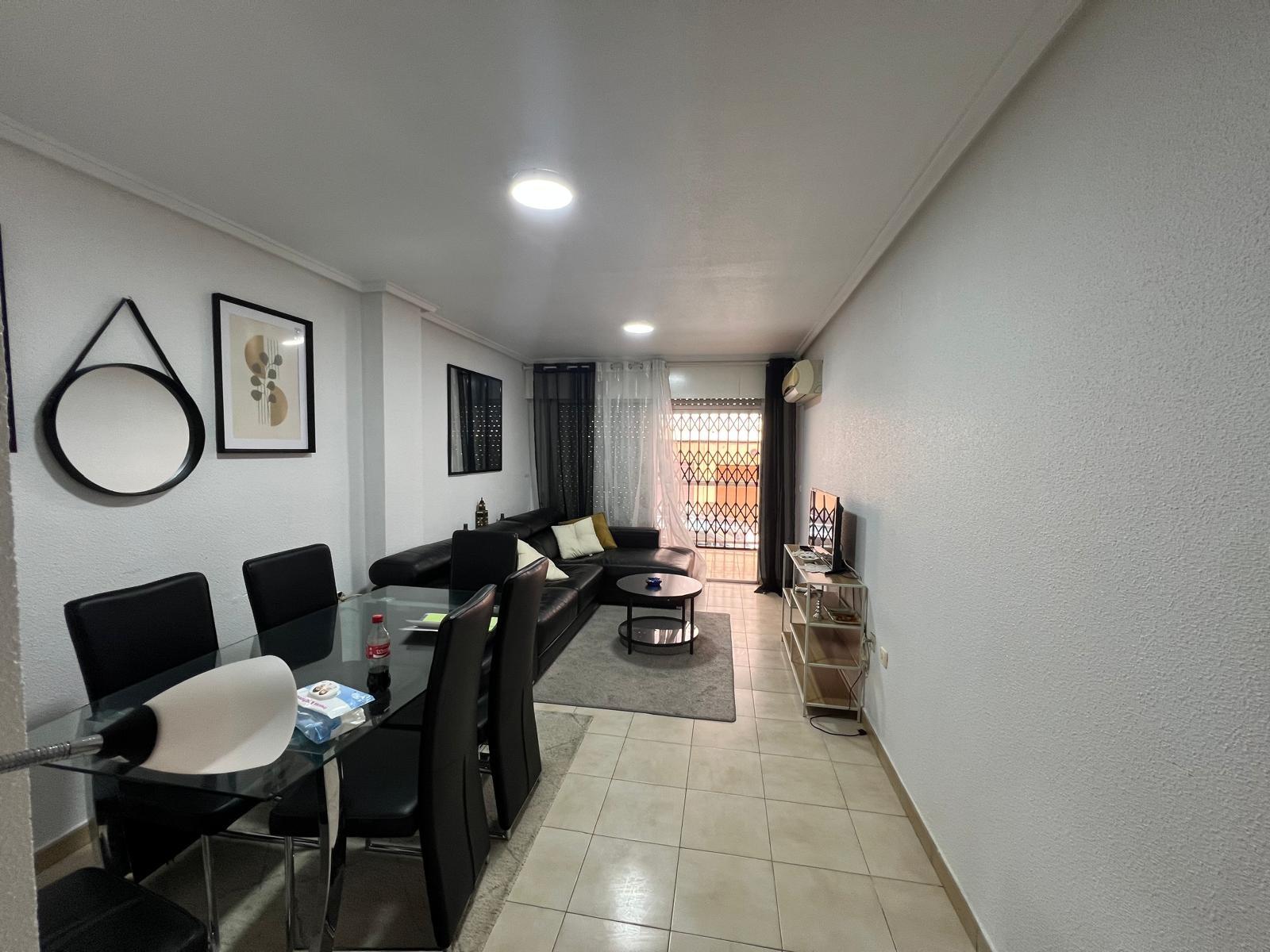 3 Bed, 2 Bath, ApartmentFor Sale, Torrevieja, Alicante