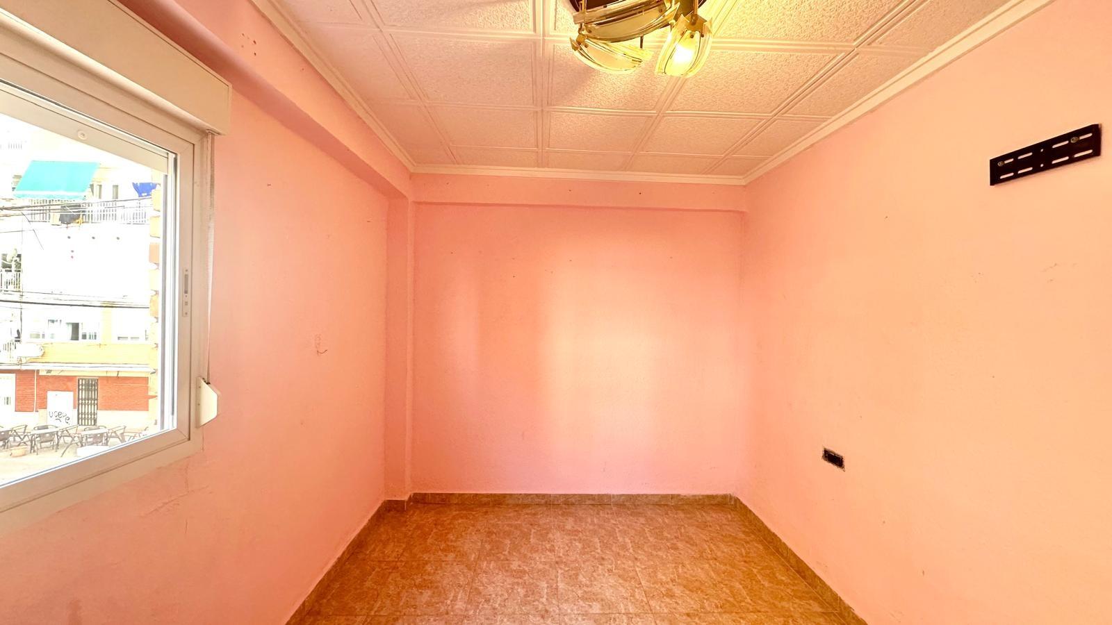 3 Bed, 1 Bath, ApartmentFor Sale, Torrevieja, Alicante