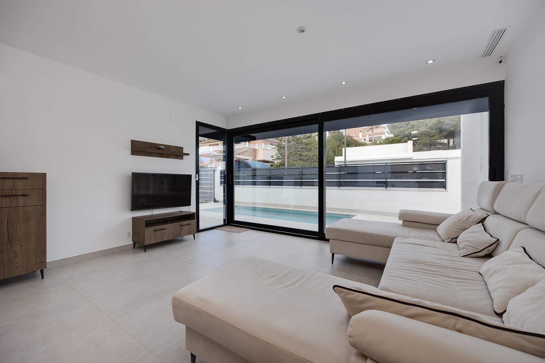 3 Bed, 2 Bath, HouseFor Sale, Pinar de Campoverde, Alicante