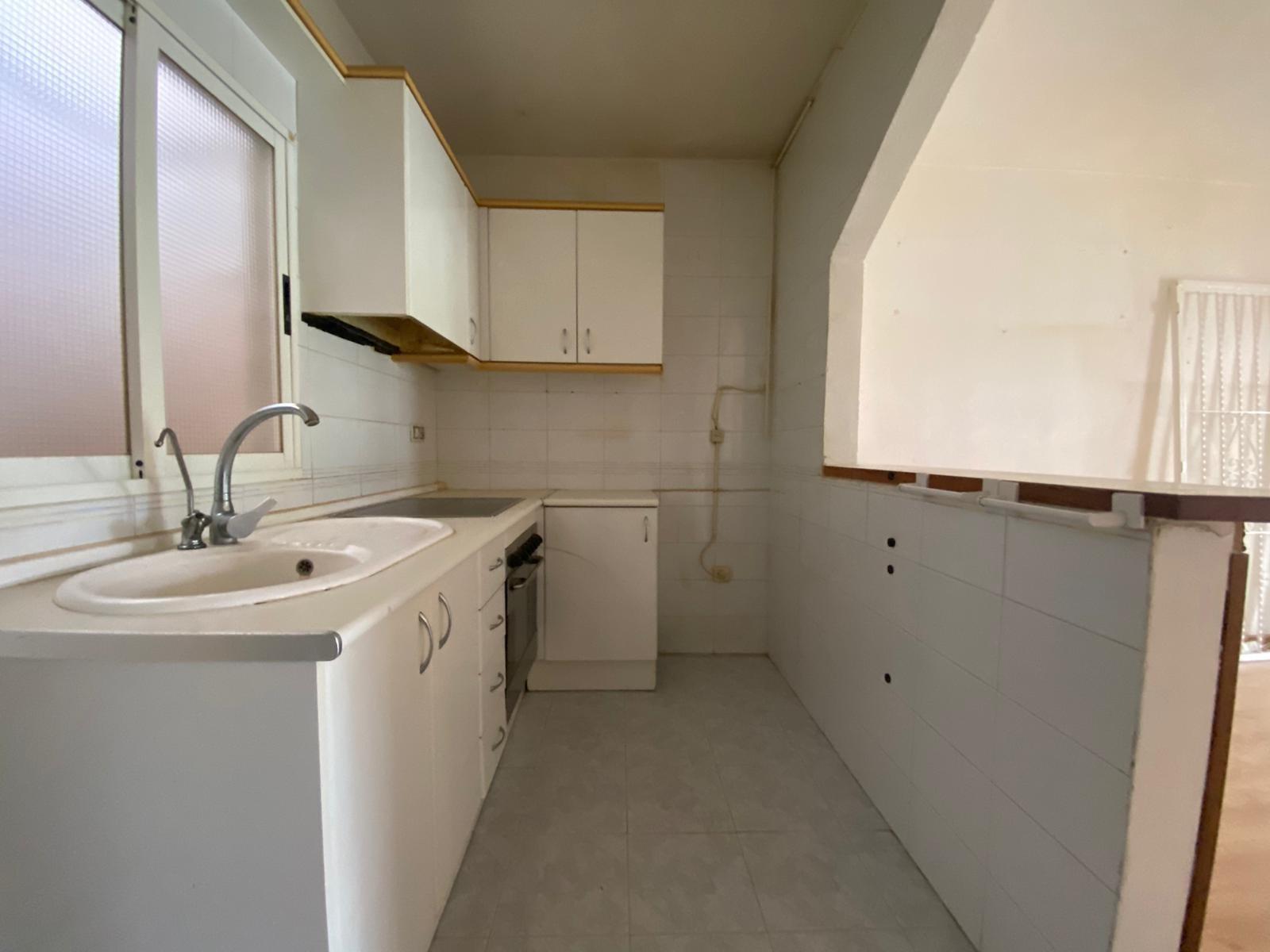 2 Bed, 1 Bath, HouseFor Sale, Torrevieja, Alicante