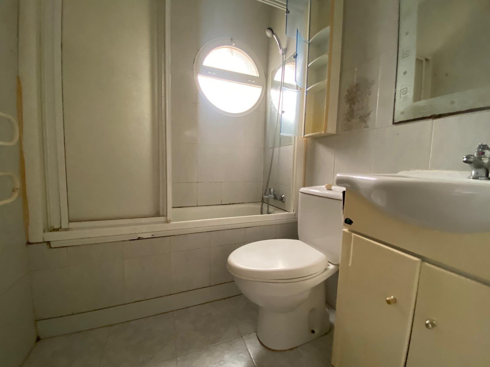 2 Bed, 1 Bath, HouseFor Sale, Torrevieja, Alicante