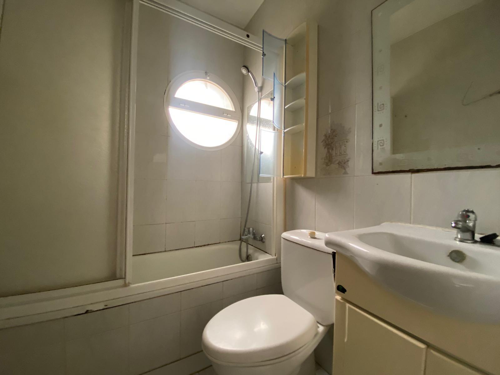 2 Bed, 1 Bath, HouseFor Sale, Torrevieja, Alicante