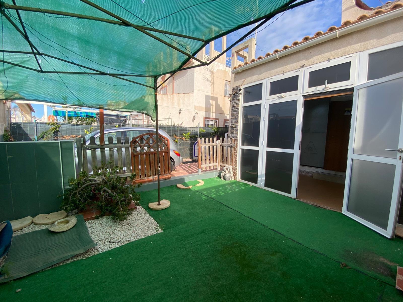 2 Bed, 1 Bath, HouseFor Sale, Torrevieja, Alicante