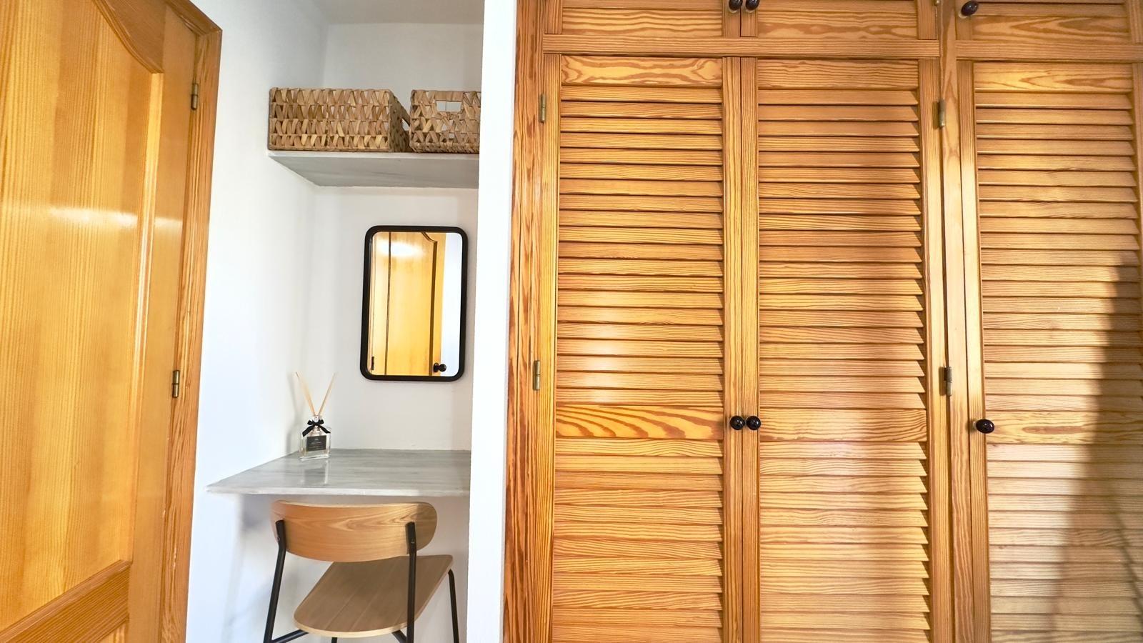 2 Bed, 1 Bath, ApartmentFor Sale, Torrevieja, Alicante