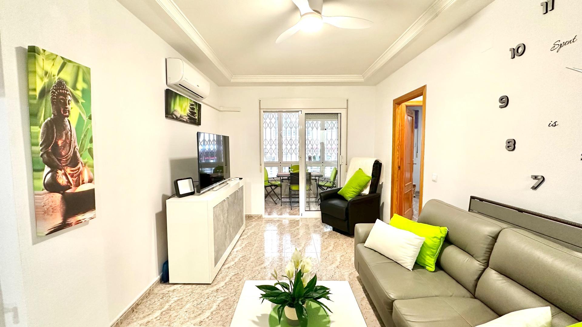 2 Bed, 1 Bath, ApartmentFor Sale, Torrevieja, Alicante