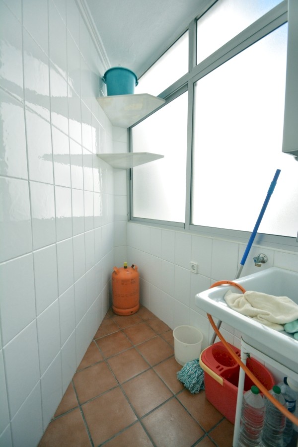 3 Bed, 1 Bath, ApartmentFor Sale, Torrevieja, Alicante