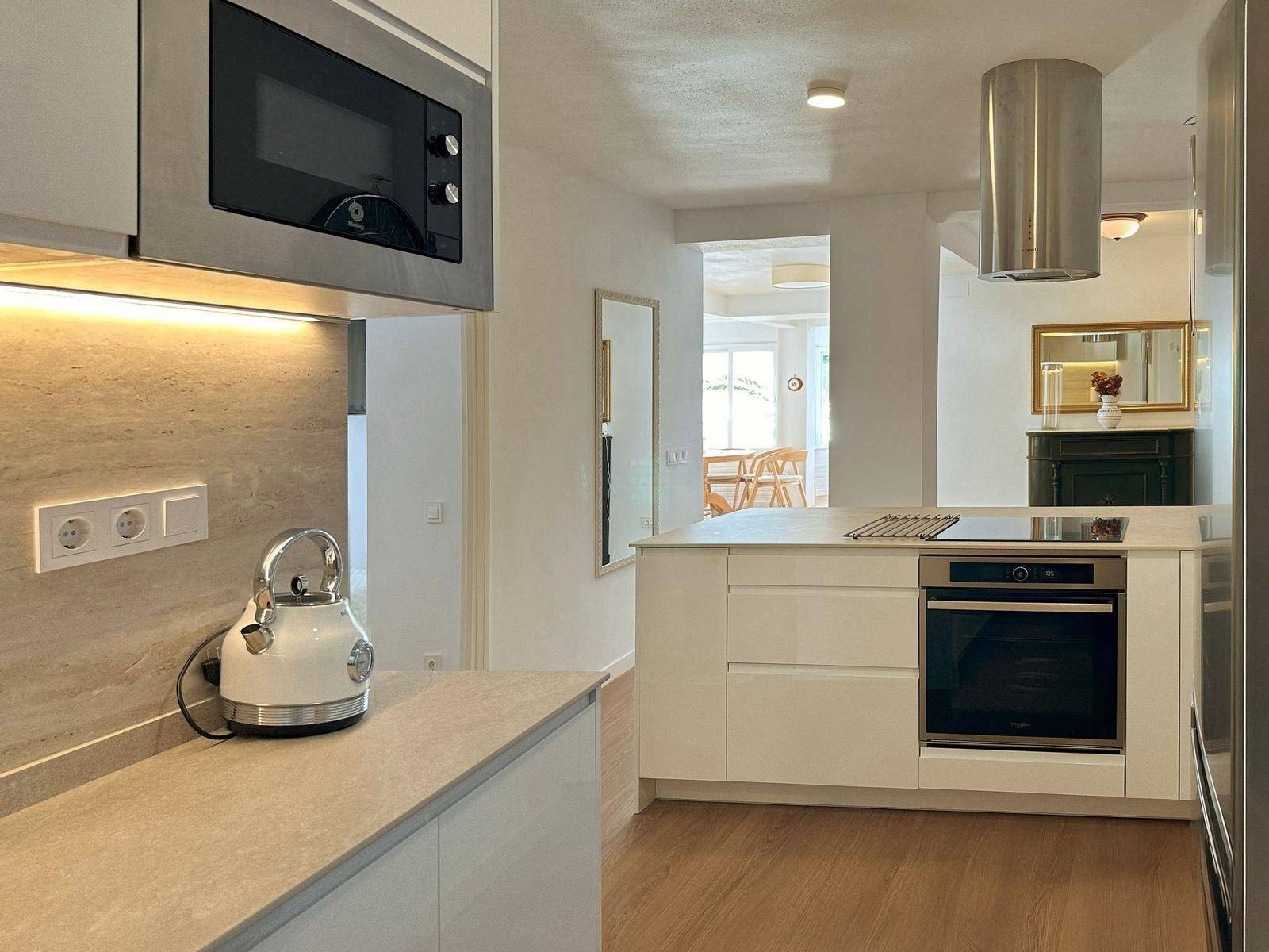 3 Bed, 2 Bath, ApartmentFor Sale, Torrevieja, Alicante