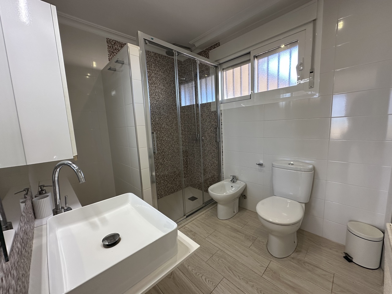 3 Bed, 2 Bath, ApartmentFor Sale, Mil Palmeras, Alicante