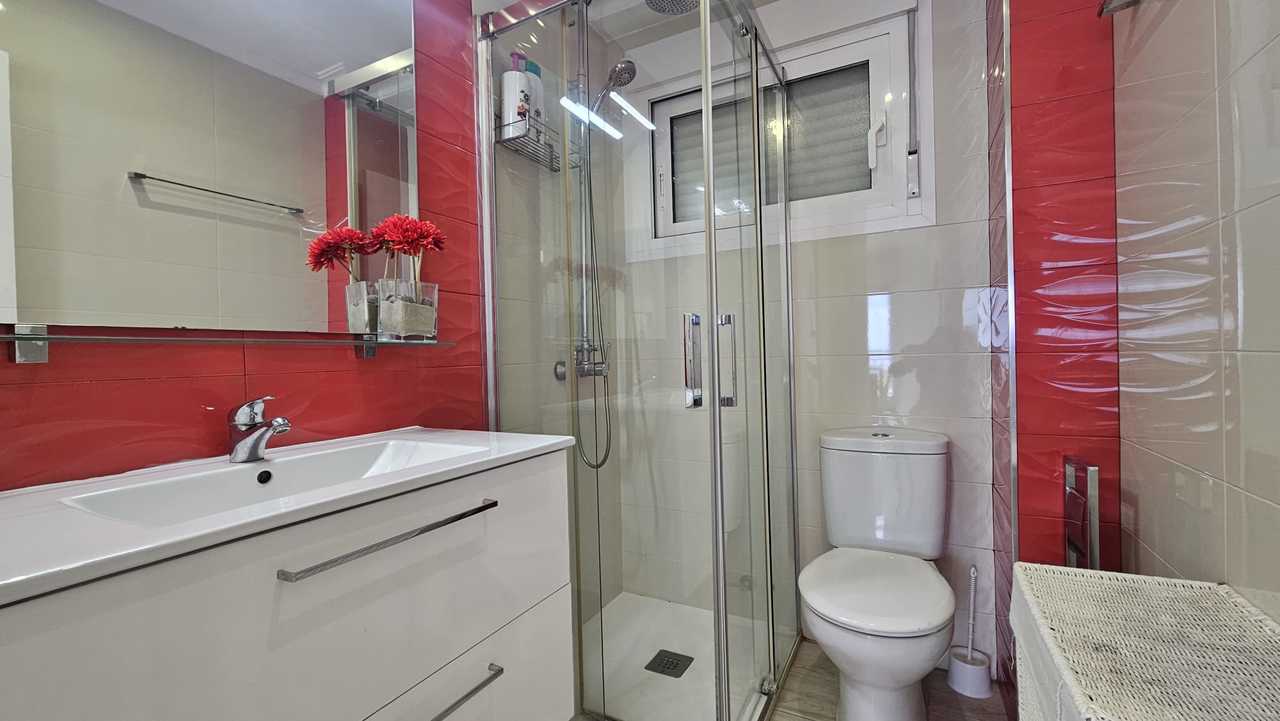 3 Bed, 2 Bath, ApartmentFor Sale, Mil Palmeras, Alicante