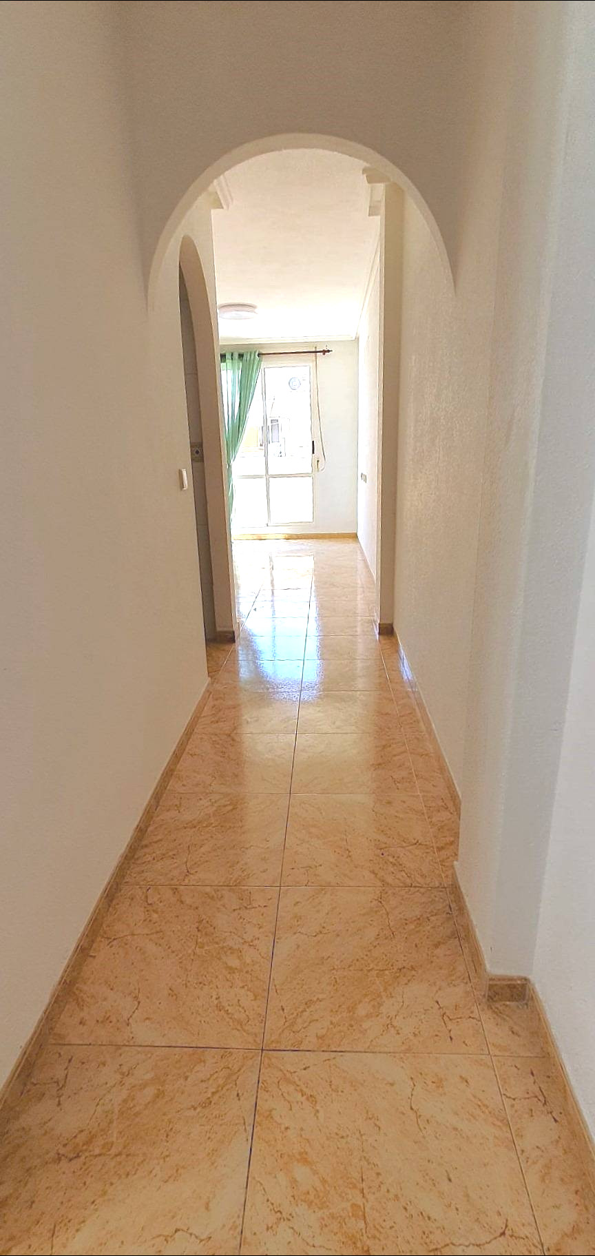 2 Bed, 1 Bath, ApartmentFor Sale, Torrevieja, Alicante