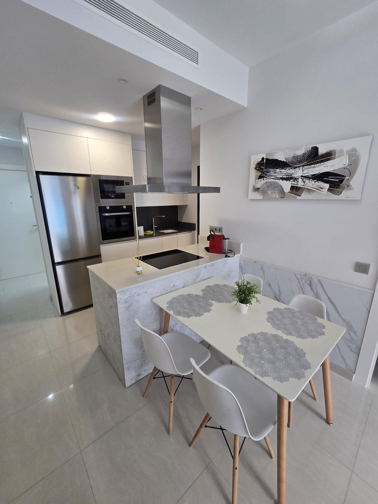 2 Bed, 1 Bath, ApartmentFor Sale, Torrevieja, Alicante