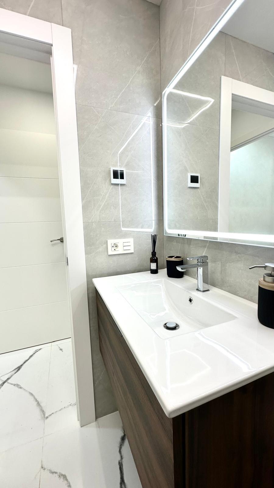 2 Bed, 2 Bath, ApartmentFor Sale, Torrevieja, Alicante