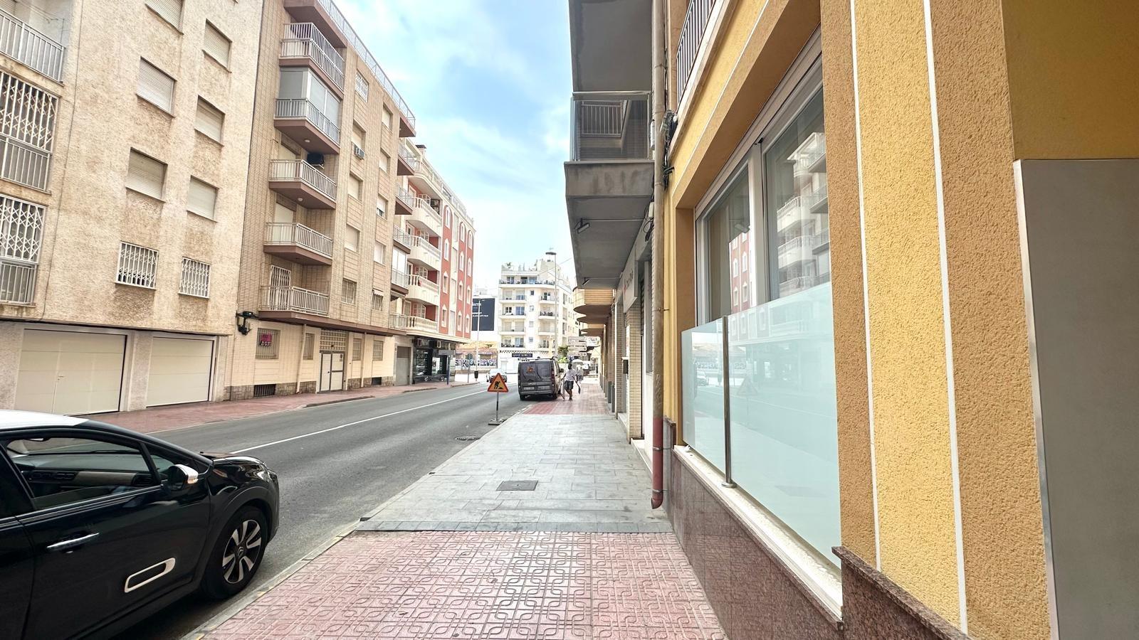 2 Bed, 2 Bath, ApartmentFor Sale, Torrevieja, Alicante