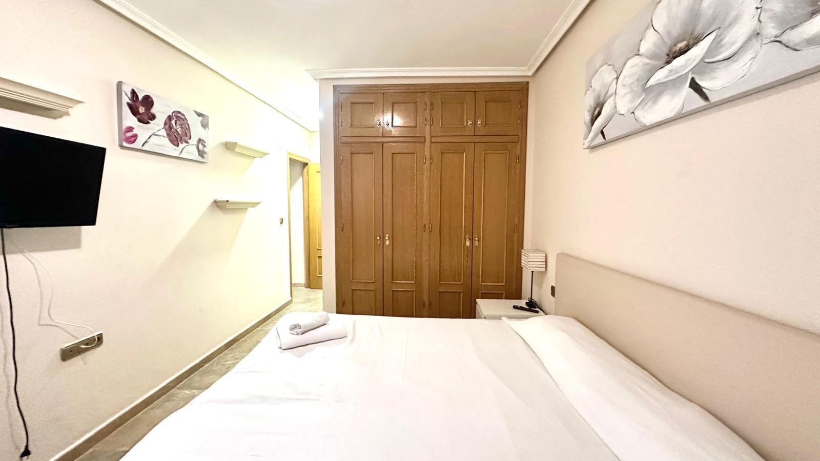 3 Bed, 2 Bath, ApartmentFor Sale, Torrevieja, Alicante