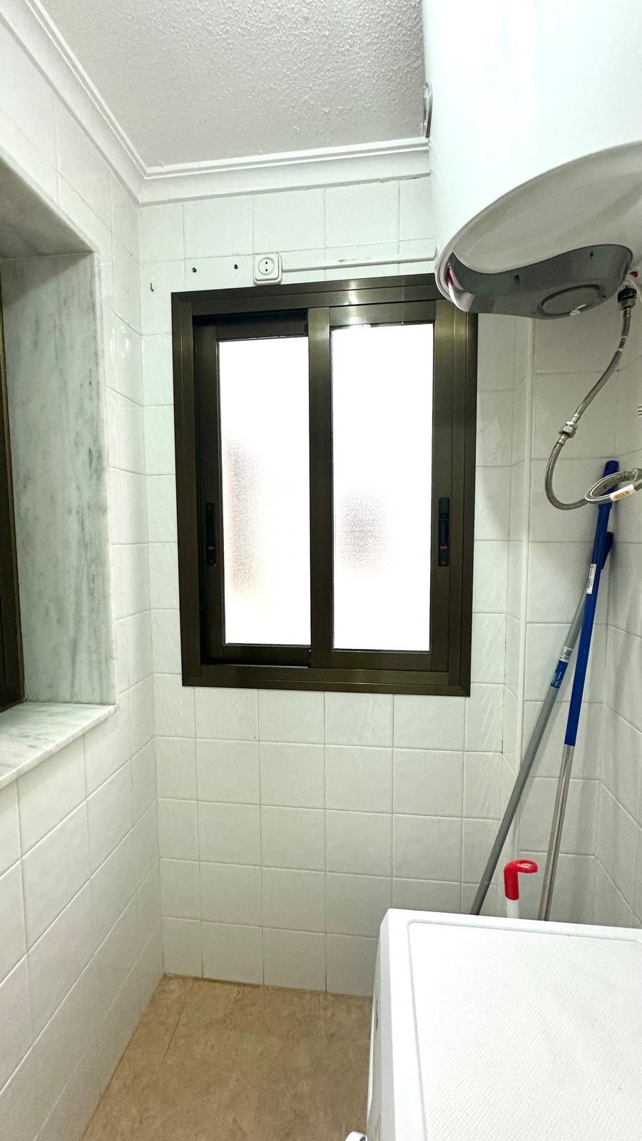 3 Bed, 2 Bath, ApartmentFor Sale, Torrevieja, Alicante