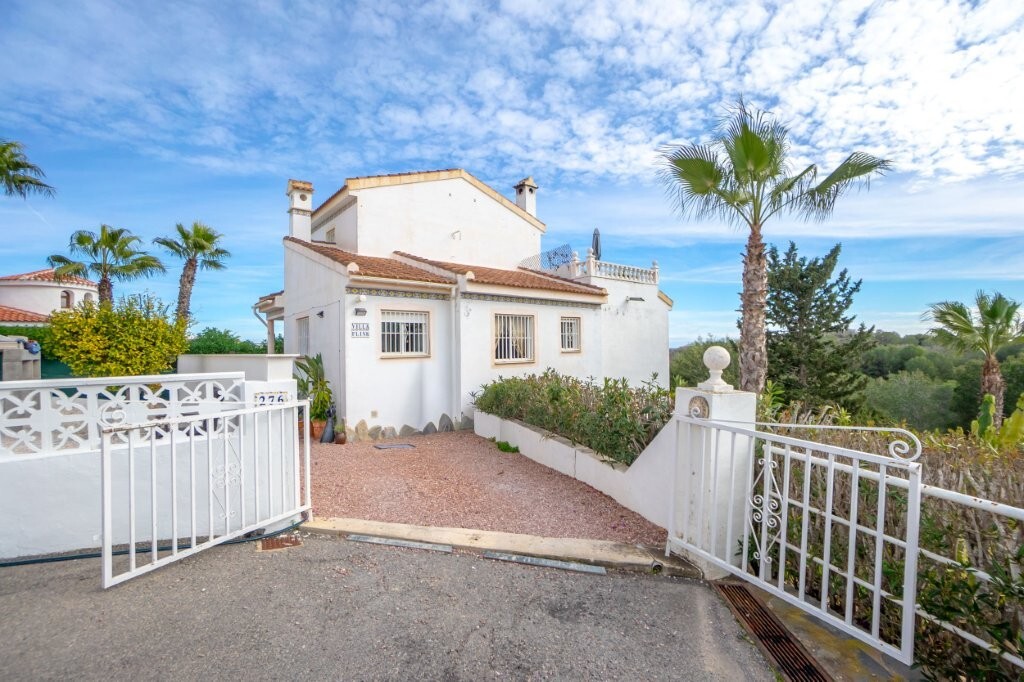 3 Bed, 2 Bath, HouseFor Sale, Algorfa, Alicante