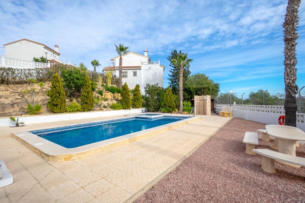 3 Bed, 2 Bath, HouseFor Sale, Algorfa, Alicante