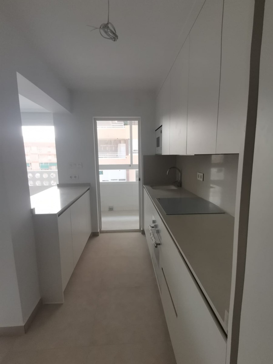 3 Bed, 1 Bath, ApartmentFor Sale, Torrevieja, Alicante