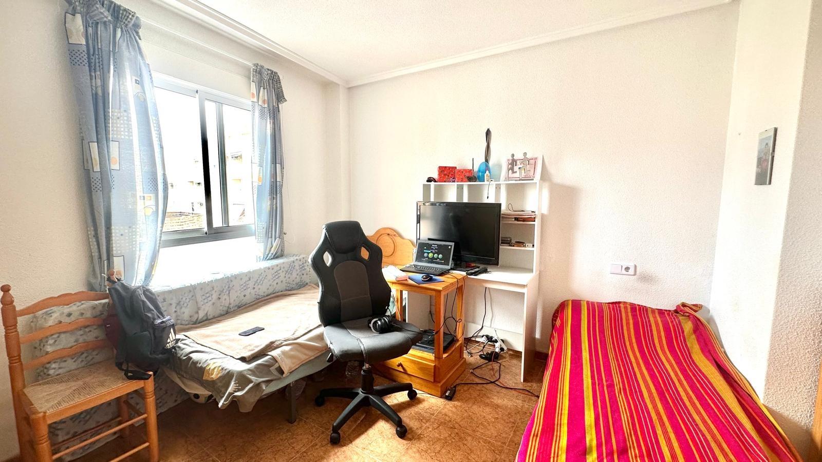 2 Bed, 1 Bath, ApartmentFor Sale, Torrevieja, Alicante