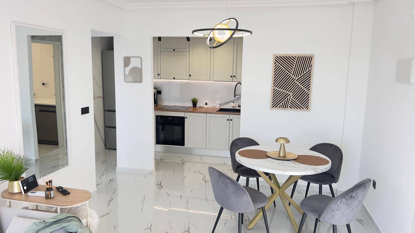 1 Bed, 1 Bath, ApartmentFor Sale, Orihuela Costa, Alicante