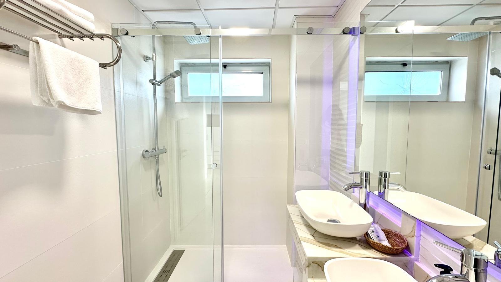 2 Bed, 2 Bath, ApartmentFor Sale, Finestrat, Alicante