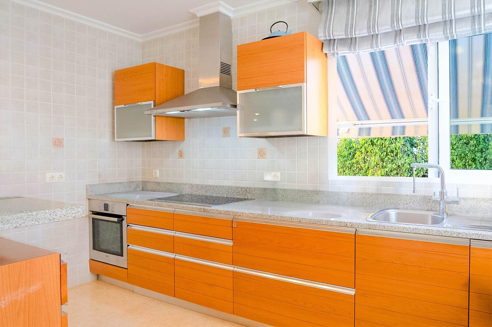 5 Bed, 4 Bath, HouseFor Sale, Torrevieja, Alicante