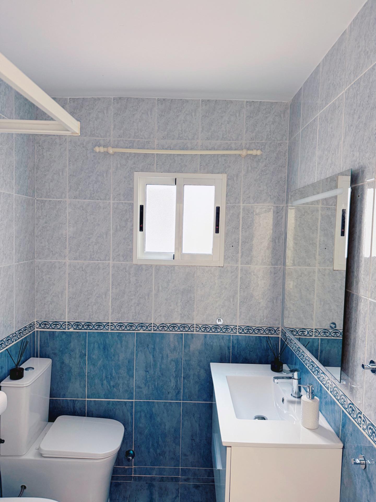 2 Bed, 2 Bath, ApartmentFor Sale, Torrevieja, Alicante