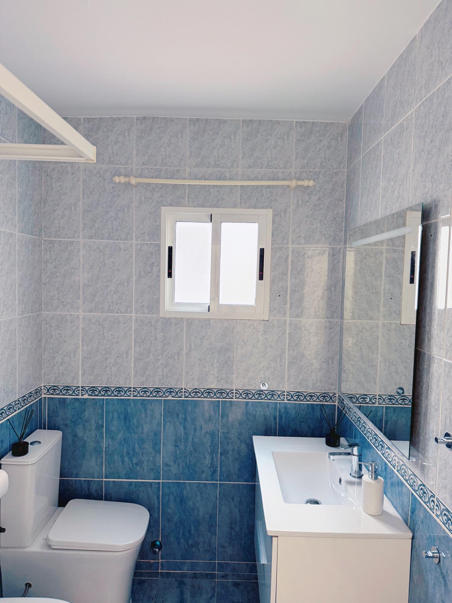 2 Bed, 2 Bath, ApartmentFor Sale, Torrevieja, Alicante