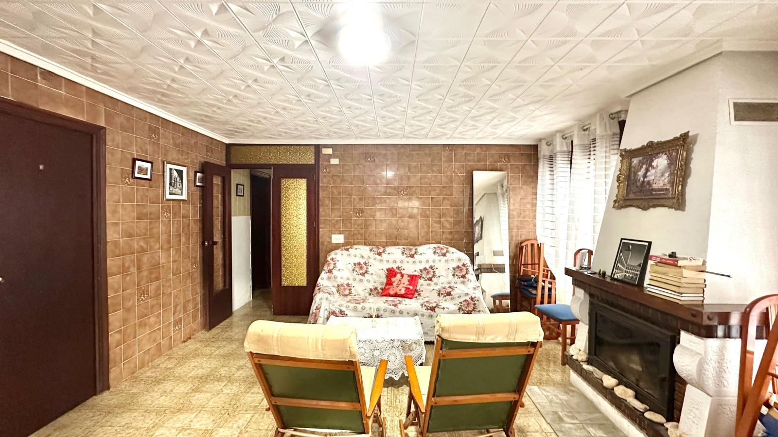 4 Bed, 2 Bath, HouseFor Sale, Torrevieja, Alicante