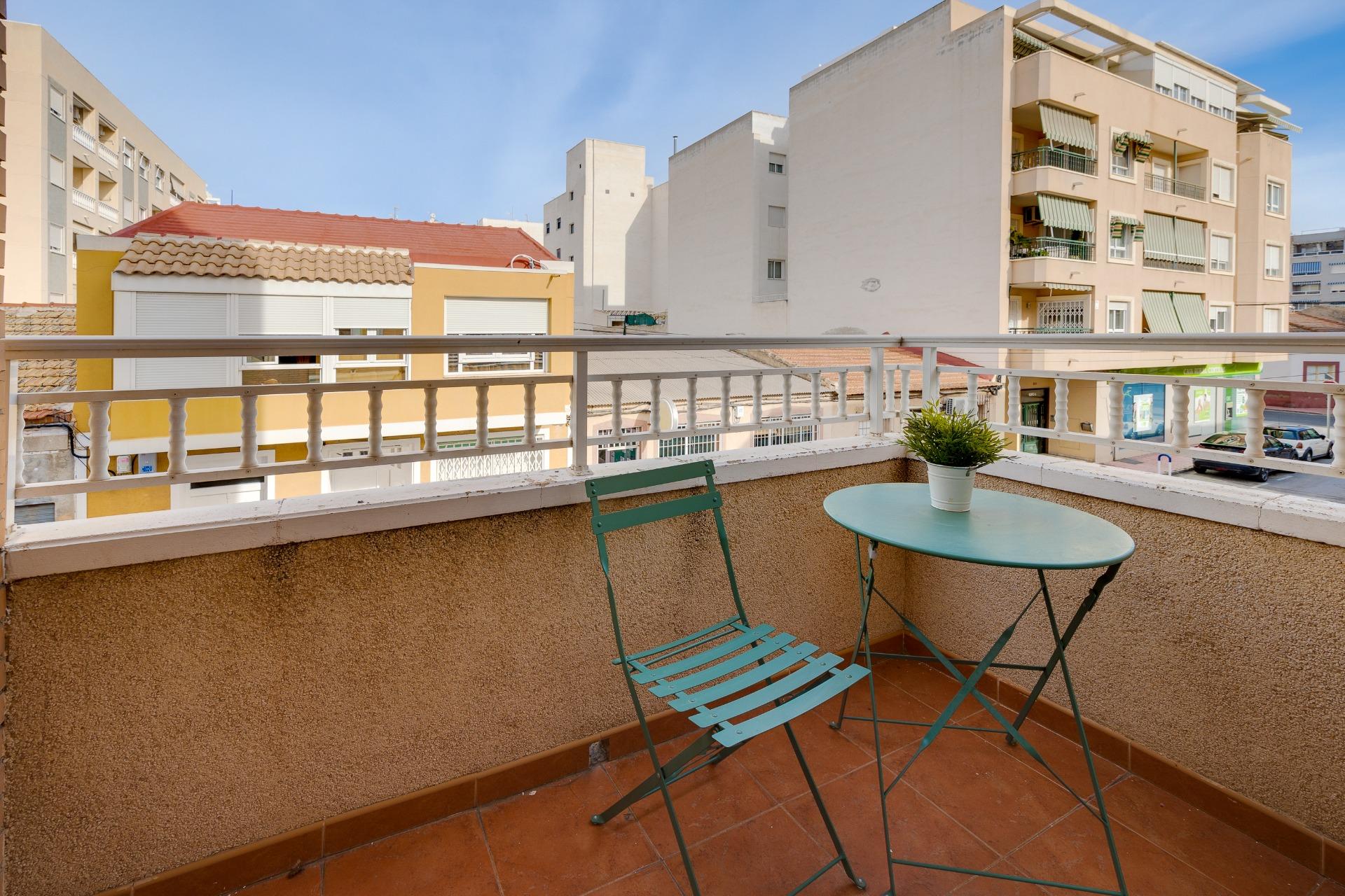 3 Bed, 2 Bath, ApartmentFor Sale, Torrevieja, Alicante