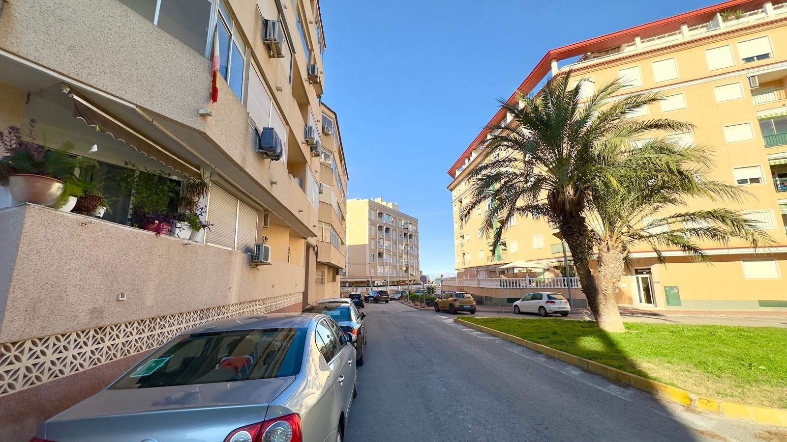 1 Bed, 1 Bath, ApartmentFor Sale, Guardamar Del Segura, Alicante