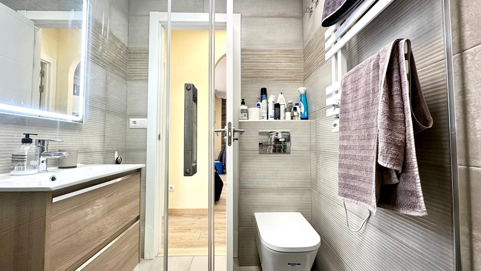 2 Bed, 1 Bath, HouseFor Sale, Torrevieja, Alicante