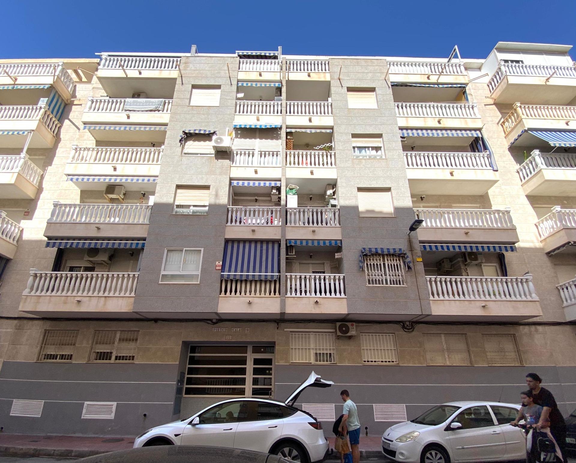 1 Bed, 1 Bath, ApartmentFor Sale, Torrevieja, Alicante