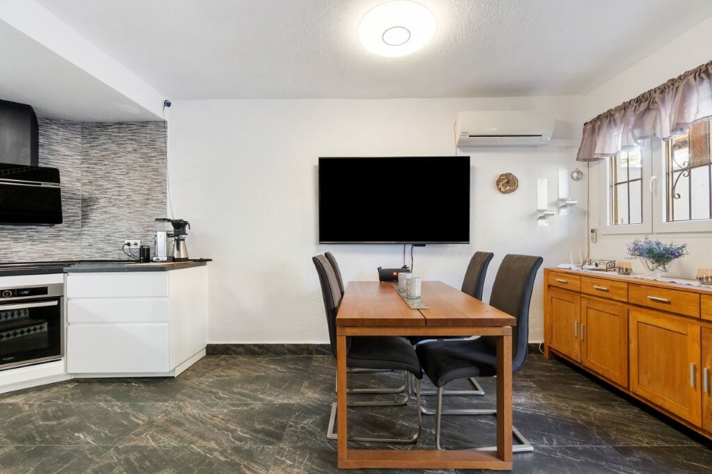 2 Bed, 2 Bath, HouseFor Sale, Torrevieja, Alicante