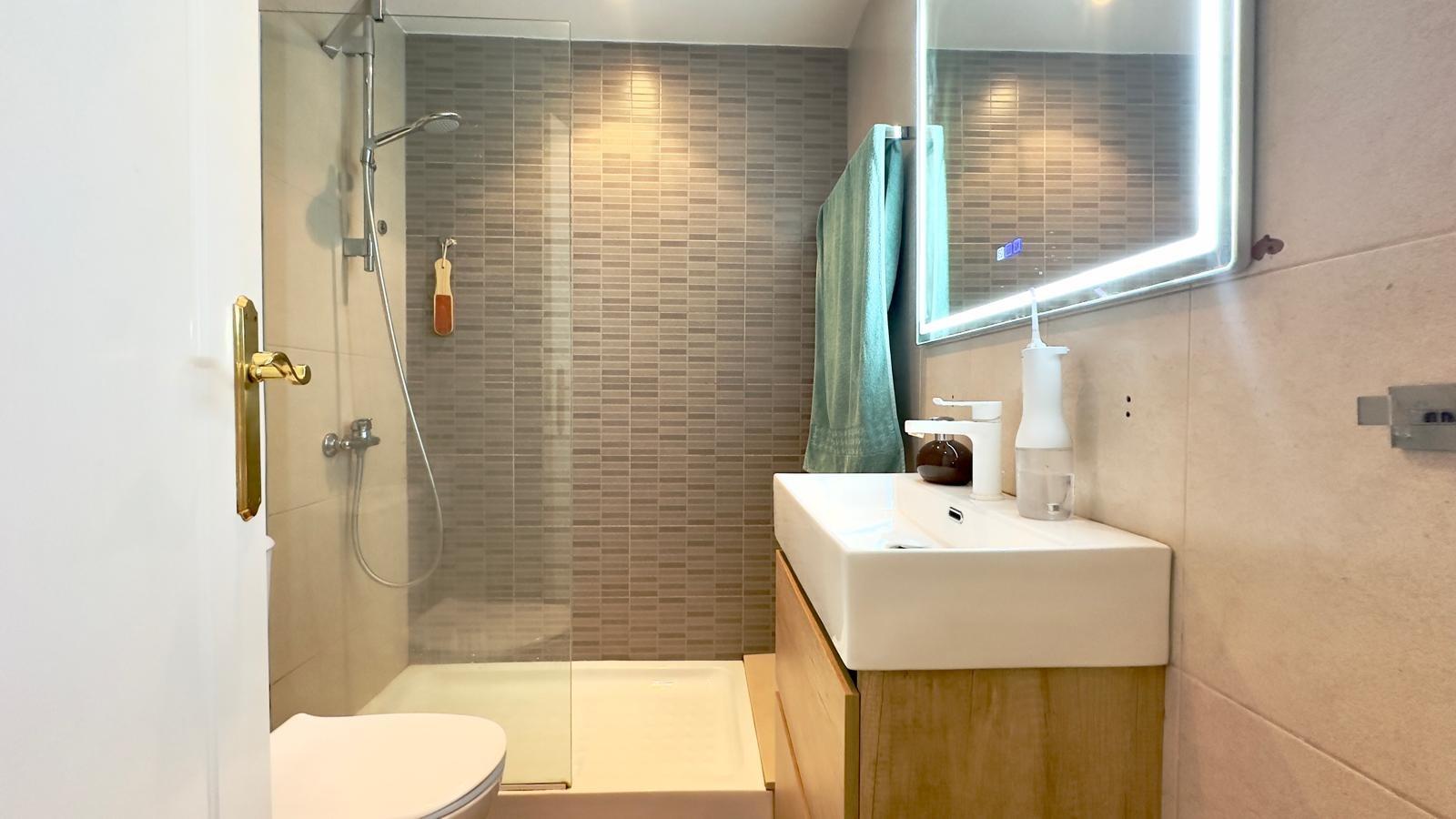 2 Bed, 1 Bath, HouseFor Sale, Torrevieja, Alicante