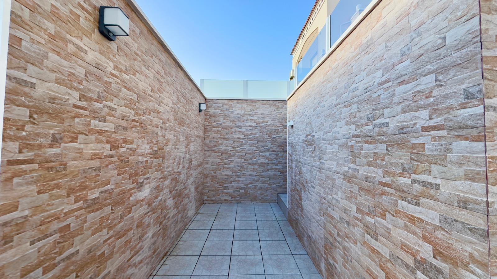 2 Bed, 1 Bath, HouseFor Sale, Torrevieja, Alicante