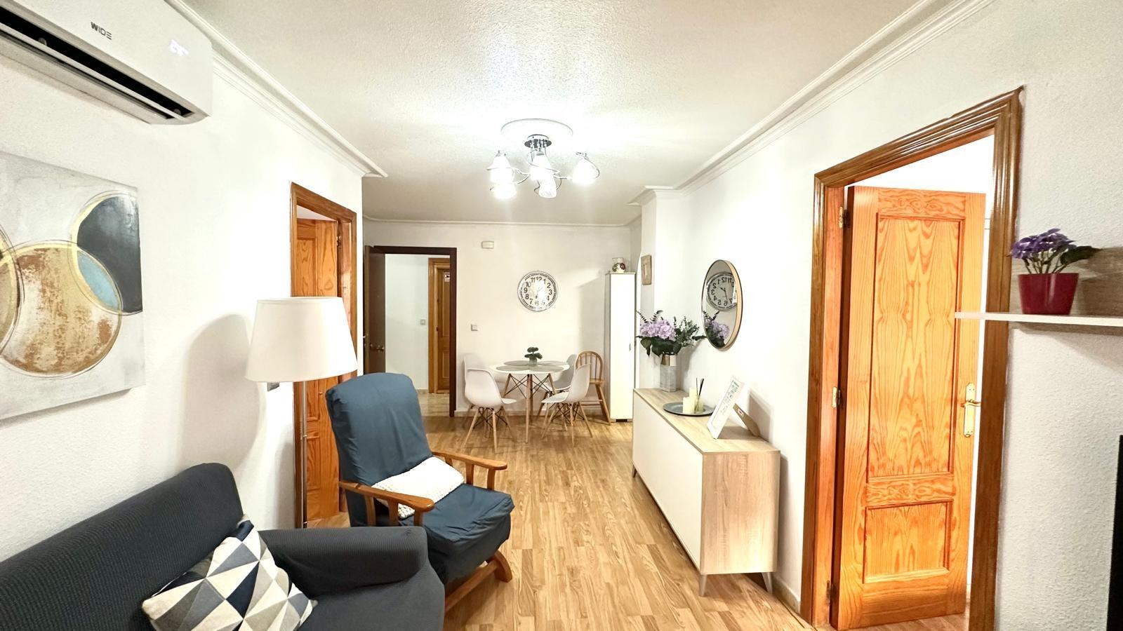 2 Bed, 1 Bath, ApartmentFor Sale, Torrevieja, Alicante