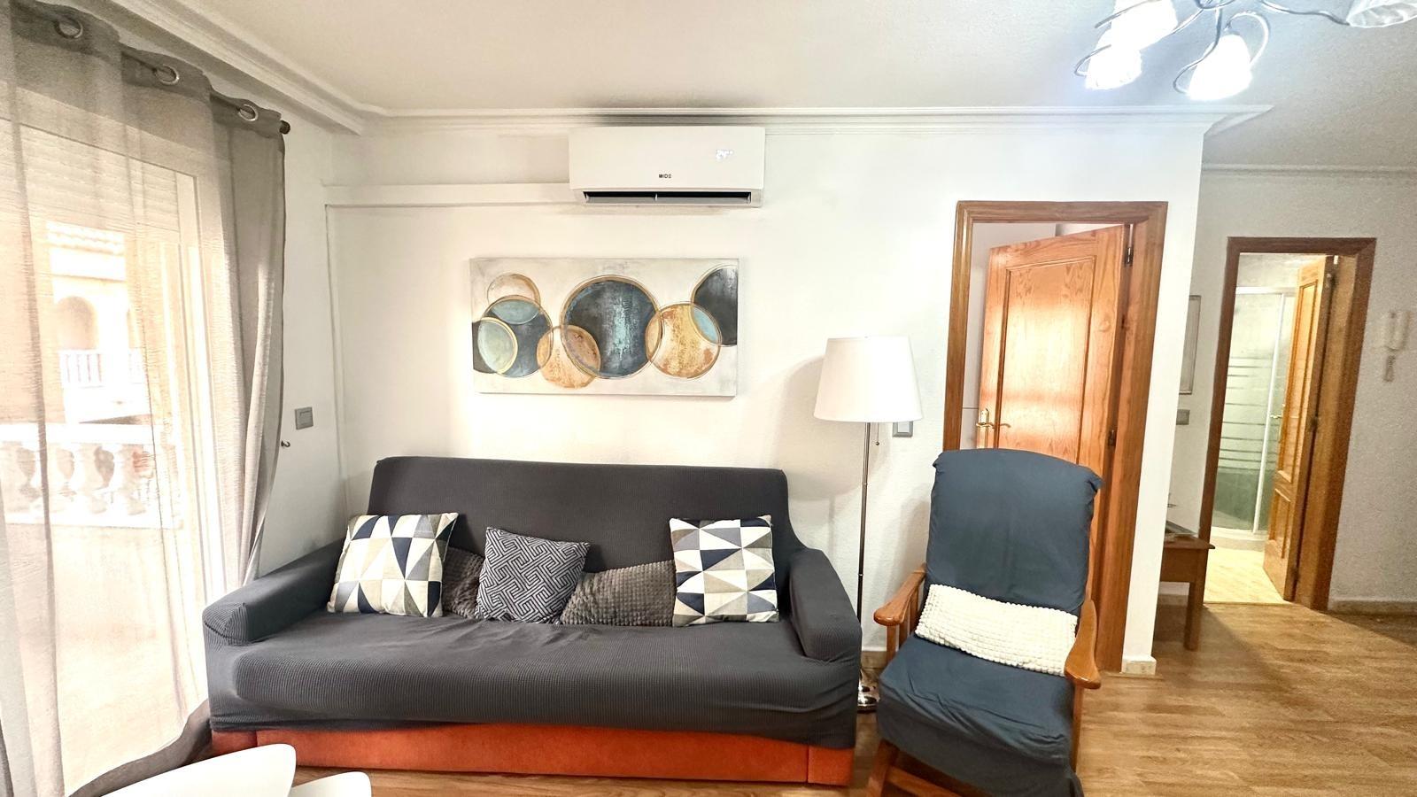 2 Bed, 1 Bath, ApartmentFor Sale, Torrevieja, Alicante