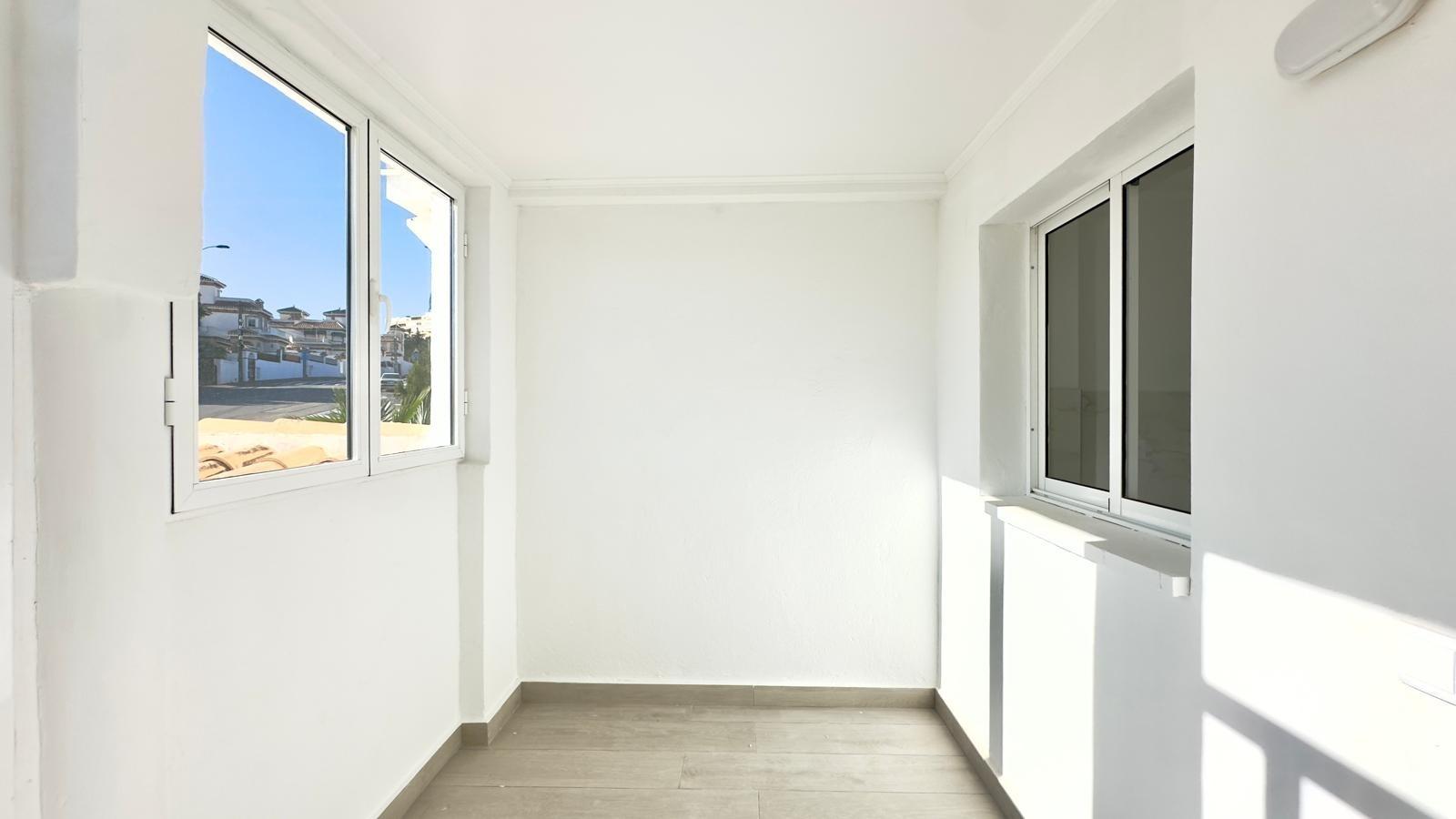 3 Bed, 1 Bath, HouseFor Sale, Torrevieja, Alicante