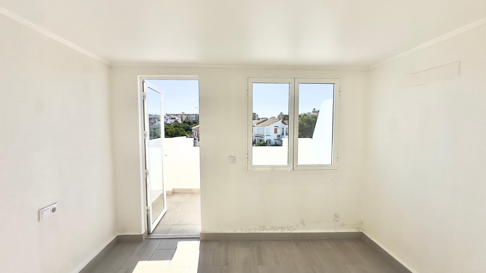 3 Bed, 1 Bath, HouseFor Sale, Torrevieja, Alicante