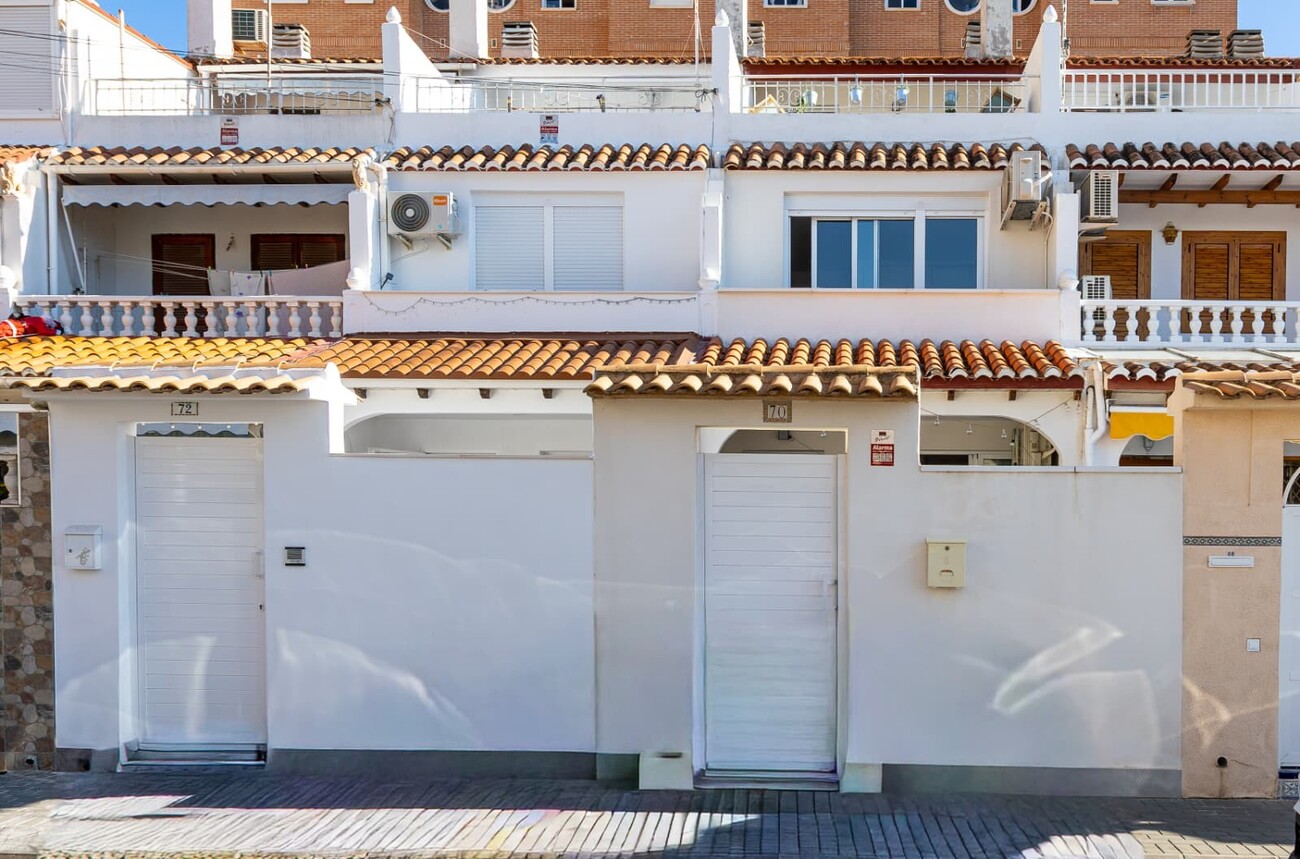 3 Bed, 2 Bath, HouseFor Sale, Torrevieja, Alicante