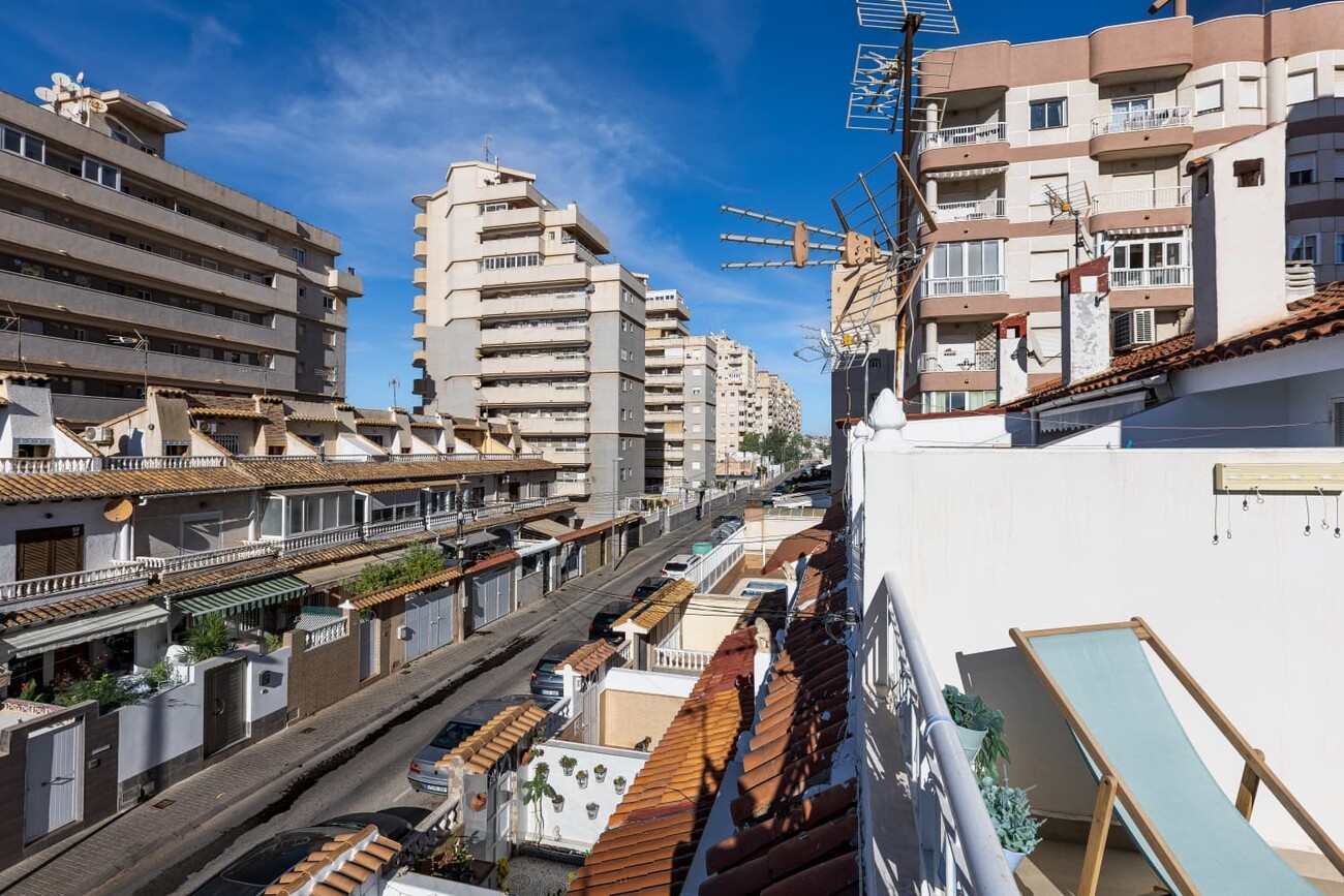 3 Bed, 2 Bath, HouseFor Sale, Torrevieja, Alicante