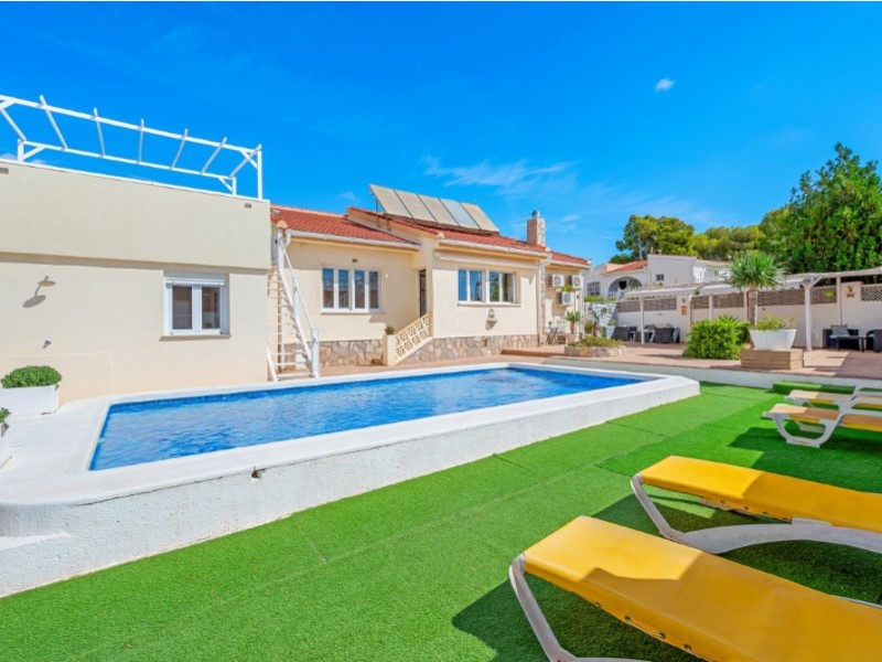 7 Bed, 3 Bath, HouseFor Sale, Rojales, Alicante