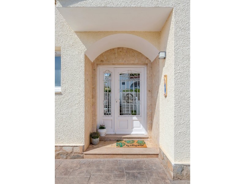 7 Bed, 3 Bath, HouseFor Sale, Rojales, Alicante