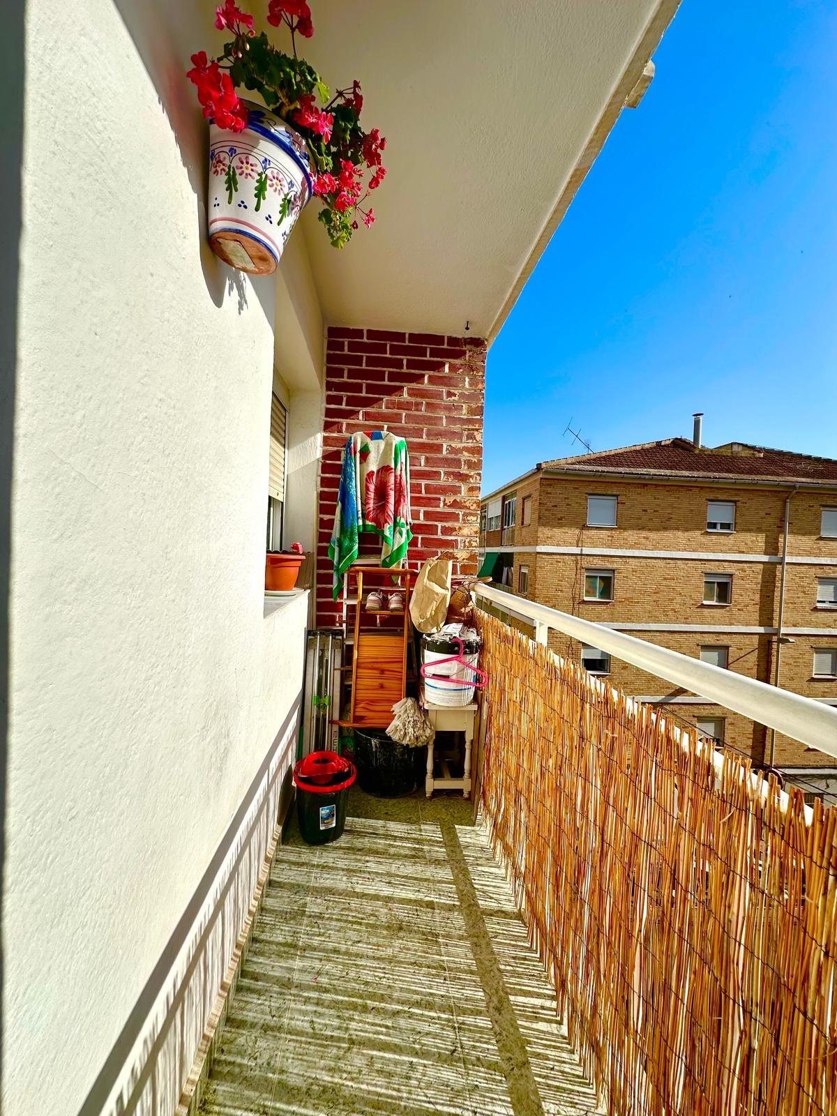 3 Bed, 1 Bath, ApartmentFor Sale, Torrevieja, Alicante