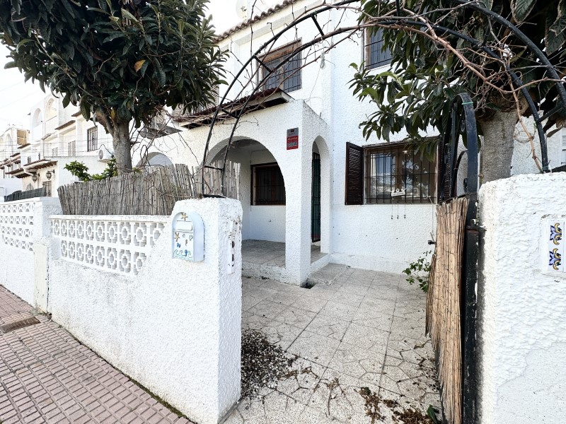 2 Bed, 1 Bath, HouseFor Sale, Torrevieja, Alicante