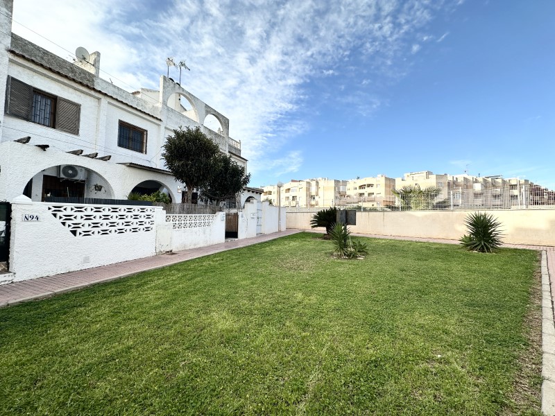 2 Bed, 1 Bath, HouseFor Sale, Torrevieja, Alicante