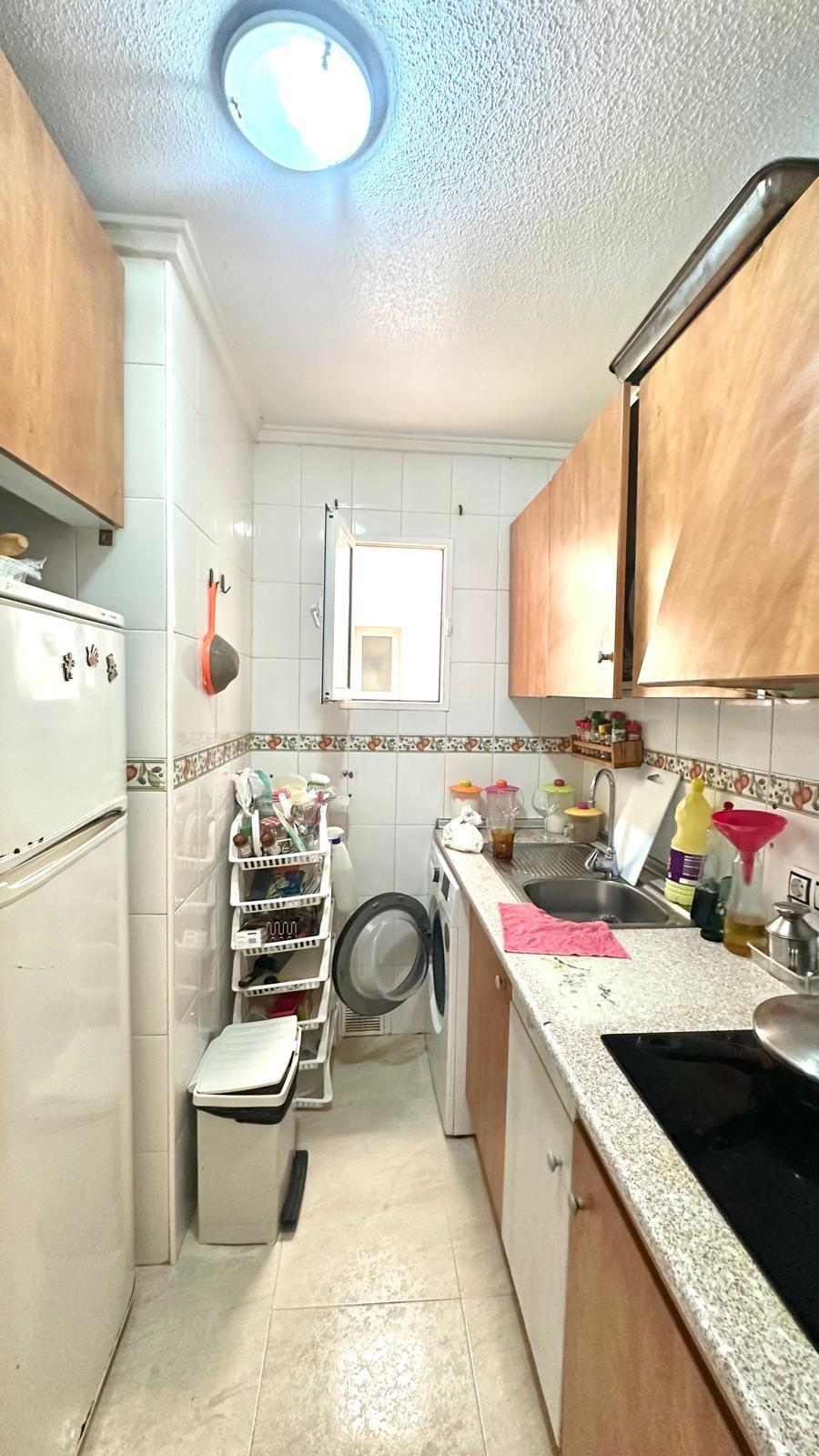 2 Bed, 1 Bath, ApartmentFor Sale, Torrevieja, Alicante