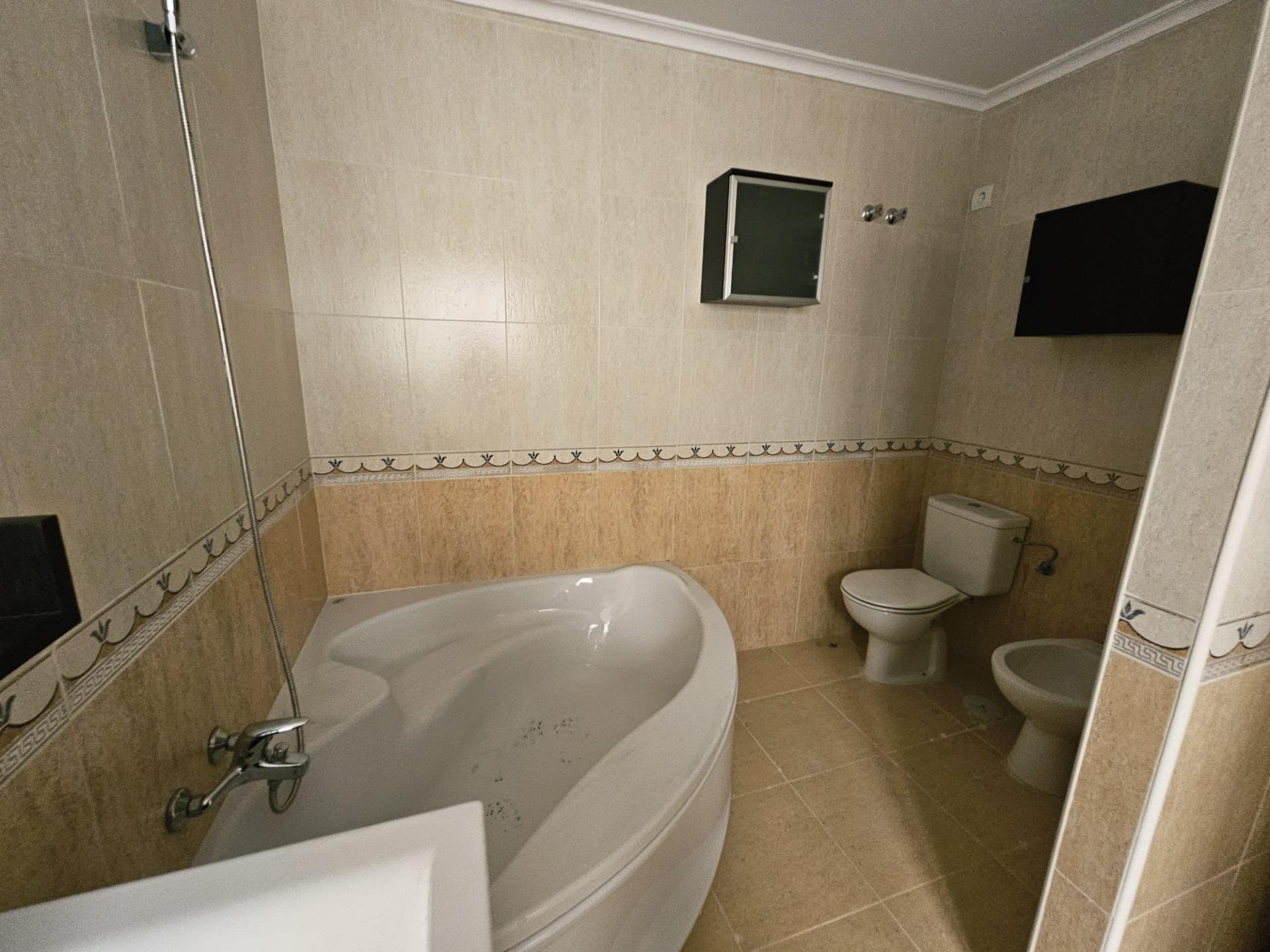 3 Bed, 2 Bath, ApartmentFor Sale, Torrevieja, Alicante